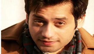 يوف راج مالهوترا  يكشف عن أمنيته في العام الجديد