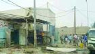 الهزائم تدفع الحوثي لقصف منازل اليمنيين بالصواريخ