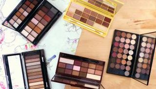 ما العلامة التجارية التي تفضلينها للمكياج؟