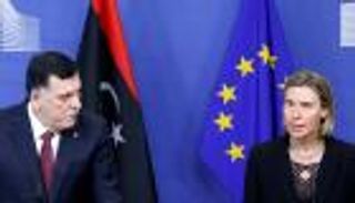 السراج يقايض دول أوروبا: أموالكم مقابل حد الهجرة من ليبيا