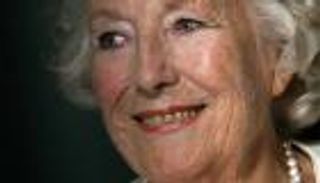 مغنية تحتفل بعامها الـ100 بإصدار ألبوم