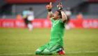 الإعلام الفرنسي يتغزل في الحضري