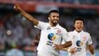 مبخوت يقود الجزيرة للابتعاد بصدارة الدوري الإماراتي