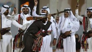 الرقصات التراثية تخطف الأضواء في الجنادرية