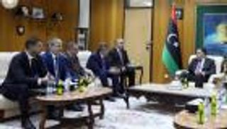 موسكو تستقبل السراج.. وعينها على حفتر