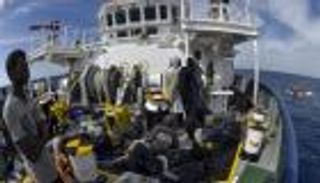 بمخيمات ليبية.. أوروبا تتفادى خطر المهاجرين الأفارقة