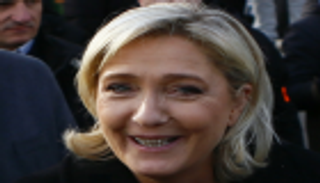 لوبان تدشن حملتها الرئاسية وتعد الفرنسيين بالحرية