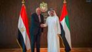 عبدالله بن زايد يستقبل وزير الخارجية المصري