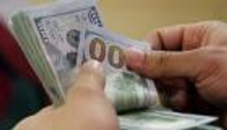 إنفوجراف..حصيلة "التعويم" تدفع الدولار إلى التراجع أمام الجنيه