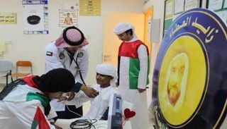 جانب من مبادرة زايد العطاء