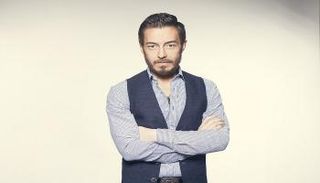 الفنان أحمد زاهر