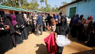 امرأة من اللاجئين الروهينجا في مخيم في كوكس بازار في بنجلاديش