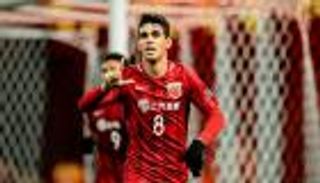 أوسكار يزين ظهوره الأول مع شنغهاي بهدف "آسيوي"