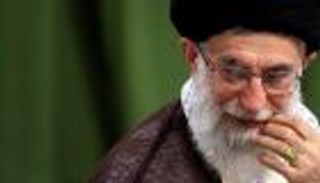 خامنئي متوعدا ترامب: لا نخشى تهديداتك وسنرد عليها