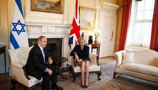 نتنياهو وماي في بريطانيا
