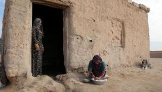 عودة الحياة لقرية قرب الرقة بعد طرد 