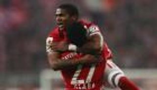 كوستا ينتصر للقدم اليسرى في أهداف البايرن بـ 2017