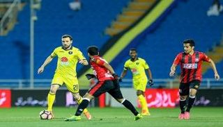 التعاون تخطى الرائد