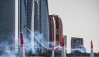 بالفيديو..سباق ريد بل الجوي العالمي في أبوظبي