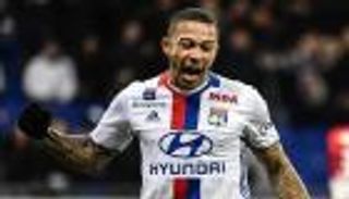 بالفيديو.. ديباي يسجل أول أهدافه مع ليون