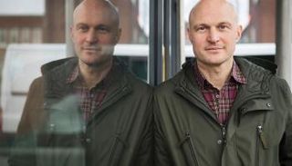 الصحفي فريدريك أونفال