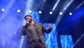 بالصور.. صوت تامر حسني يروج للسياحة المصرية في شرم الشيخ