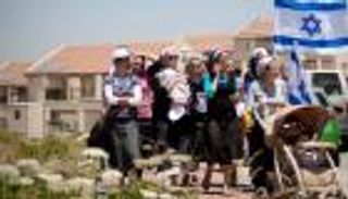 ترامب: الاستيطان لا يخدم السلام.. وأدرس قرار نقل السفارة للقدس