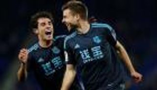 سوسيداد يُسقط إسبانيول ويدخل المربع الذهبي لـ"الليجا"