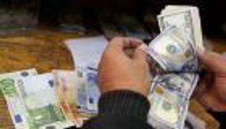 إنفوجراف.. الدولار يواصل تراجعه أمام الجنيه المصري 