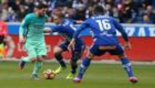 فيديو: ميسي يستعيد ذكريات شبابه أمام ألافيس