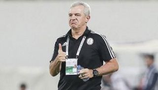 خافيير أجيري مدرب الوحدة