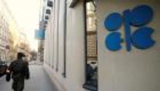 الإمارات.. الالتزام باتفاق أوبك لخفض الإنتاج مرتفعا