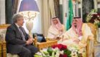 خادم الحرمين الشريفين يلتقي الأمين العام للأمم المتحدة