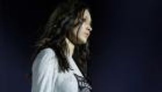 بالصور.. الأسود يخطف شتاء 2017 بأسبوع الموضة في نيويورك