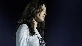 إحدى العارضات خلال أسبوع الموضة بنيويورك