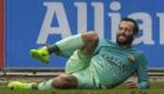 برشلونة يعلن مدة غياب فيدال