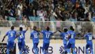 لاعبو الفتح يكافئون جماهيرهم أمام التعاون