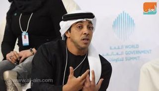 الشيخ منصور بن زايد آل نهيان خلال الجلسة