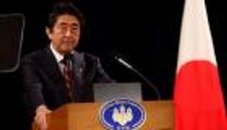 آبي: اتفقت مع ترامب على ترك قضايا العملة للمسؤولين الماليين