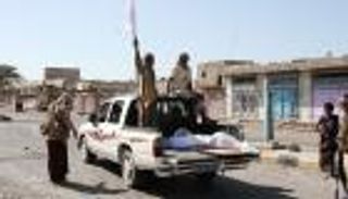 بن دغر: قطعنا أيادي إيران عن المخا وميدي.. والحديدة قريبا