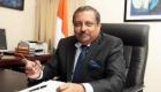 السفير الهندي يشيد بنجاح إطلاق "نايف 1"