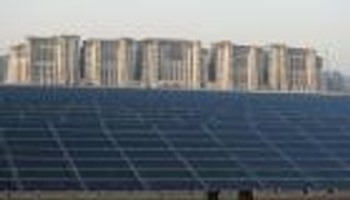 الكويت تتطلع لتشغيل محطة طاقة شمسية بحلول 2021