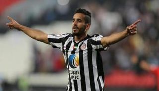 علي مبخوت لاعب الجزيرة