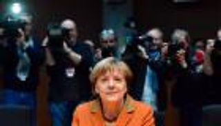 ميركل "لا تعلم" على من تتجسس مخابرات ألمانيا