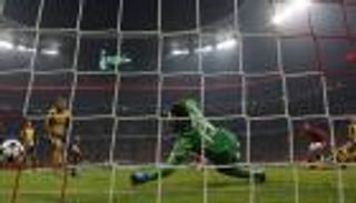 بايرن يسحق أرسنال ويمدد رقما قياسيا بدوري الأبطال