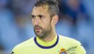 حارس إسبانيول يمتدح زيدان قبل مواجهة الريال