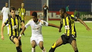 من مواجهة سابقة بين الشباب والاتحاد