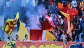 "لوجو" يتسبب في أزمة بين جماهير الترجي والاتحاد التونسي