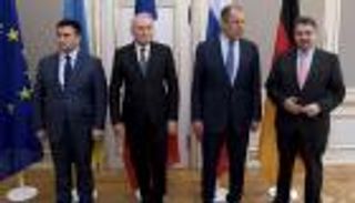 وقف نار وتسهيلات بأوكرانيا.. "عربون تقارب" من روسيا للغرب