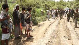 المقاومة الشعبية بعد طردها الحوثيين من عتمة في محافظة ذمار